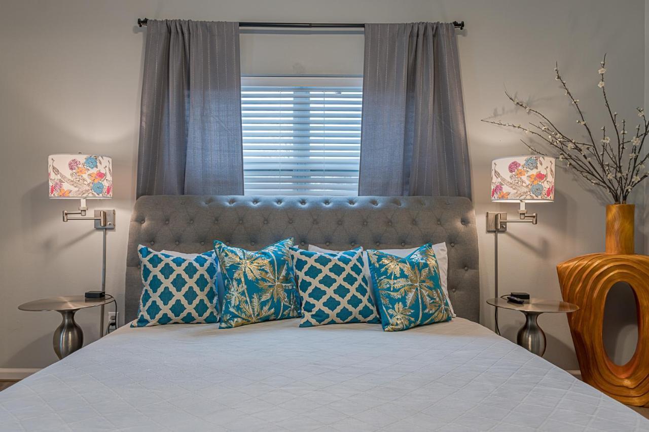 The Blue Flamingo Villa Galveston Bagian luar foto